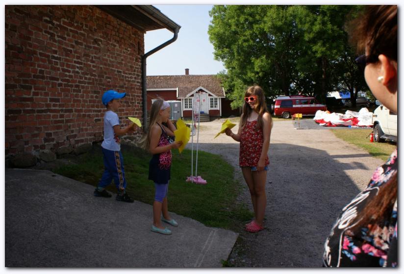 802x537 pixels (76K)